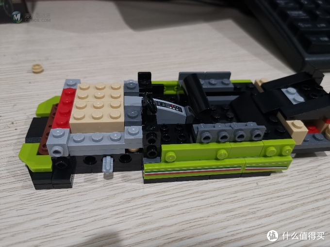 老杨的玩具仓库 篇二十四：LEGO 76899 兰博基尼 Huracán 和 Urus 