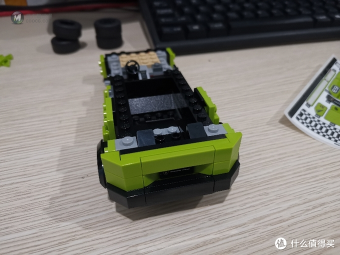 老杨的玩具仓库 篇二十四：LEGO 76899 兰博基尼 Huracán 和 Urus 