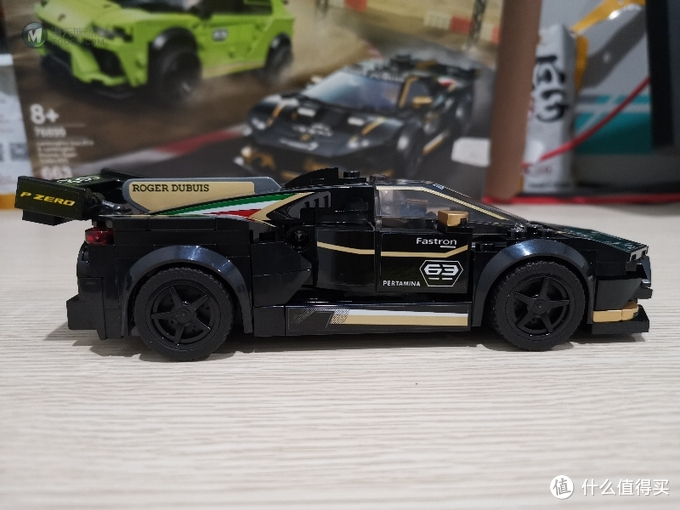 老杨的玩具仓库 篇二十四：LEGO 76899 兰博基尼 Huracán 和 Urus 