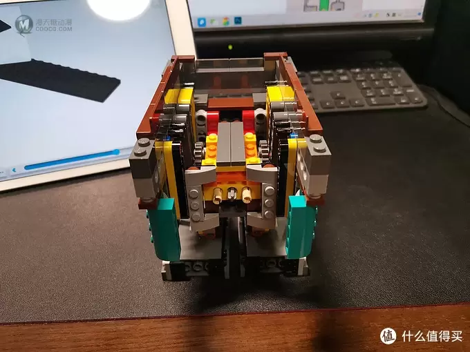 老杨的玩具仓库 篇二十三：LEGO boost 75253 机器人指挥官