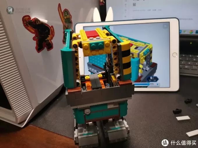 老杨的玩具仓库 篇二十三：LEGO boost 75253 机器人指挥官