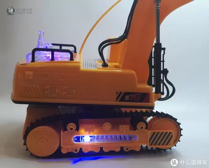 猎豹王十二通道遥控挖掘机玩具