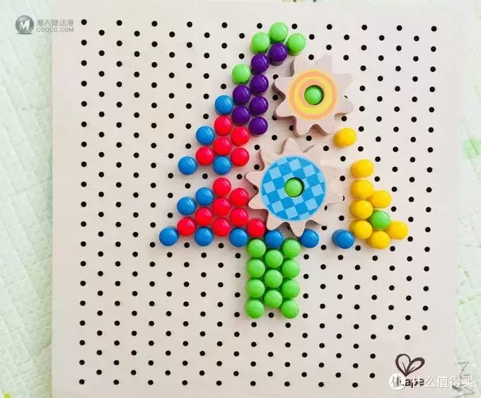经典玩具 新颖感受 Hape 百变像素画蘑菇钉