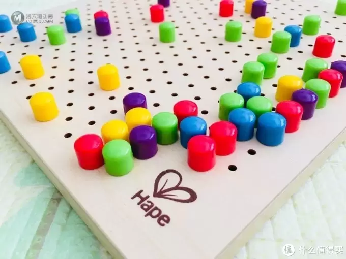 经典玩具 新颖感受 Hape 百变像素画蘑菇钉