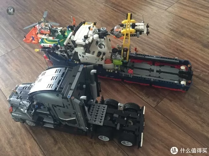 还原度极高的LEGO科技系列 42078，Mack Anthem卡车