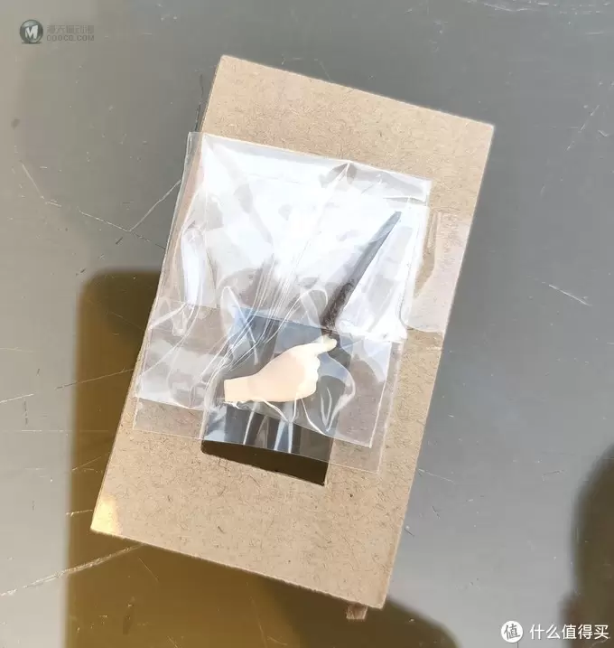 万代眼镜厂Qposket公仔手办评测：陌上花开，女侠归来