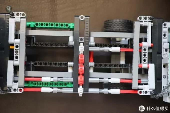 LEGO 42078 Mack Anthem 这是一台特别占地方的卡车