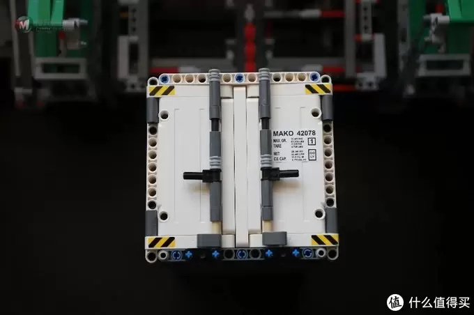 LEGO 42078 Mack Anthem 这是一台特别占地方的卡车