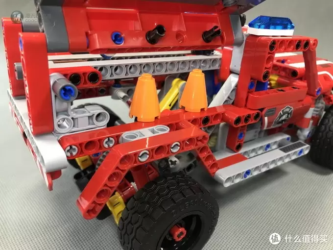 LEGO 乐高机械组 Technic 42075 紧急救援车