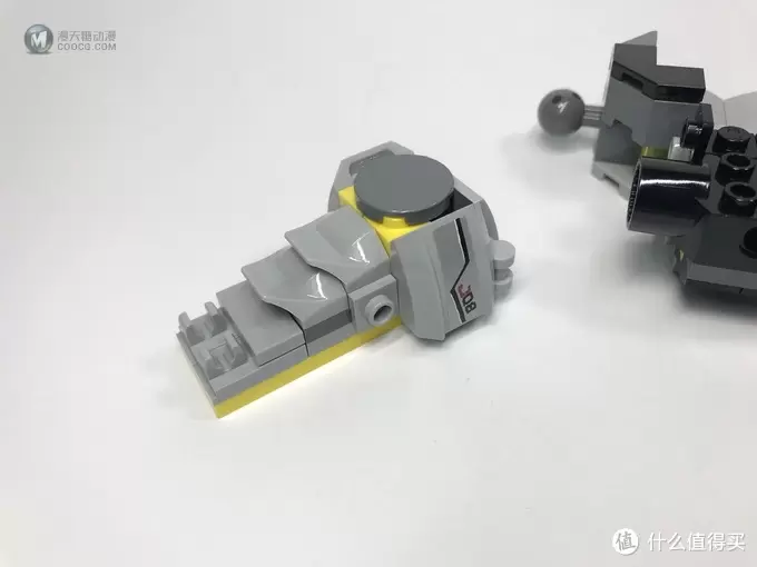 LEGO 乐高 守望先锋系列 75973 D.VA对战莱因哈特