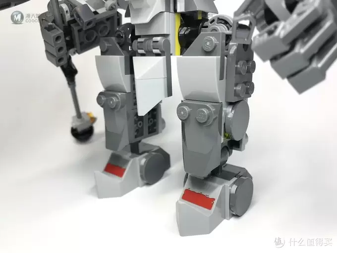 LEGO 乐高 守望先锋系列 75973 D.VA对战莱因哈特