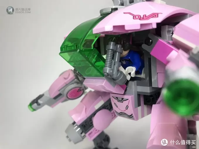 LEGO 乐高 守望先锋系列 75973 D.VA对战莱因哈特