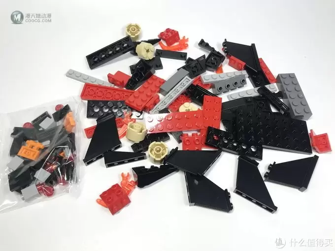 乐高 漫威超级英雄系列 76048钢铁骷髅进攻潜水艇