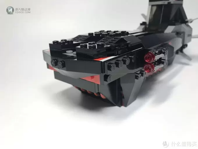 乐高 漫威超级英雄系列 76048钢铁骷髅进攻潜水艇