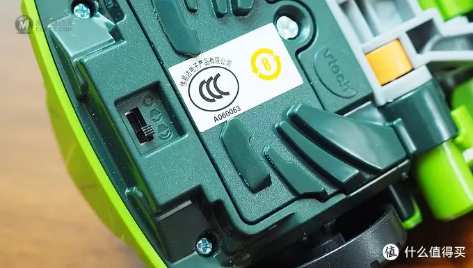 伟易达/VTech变形恐龙机器人开箱展示
