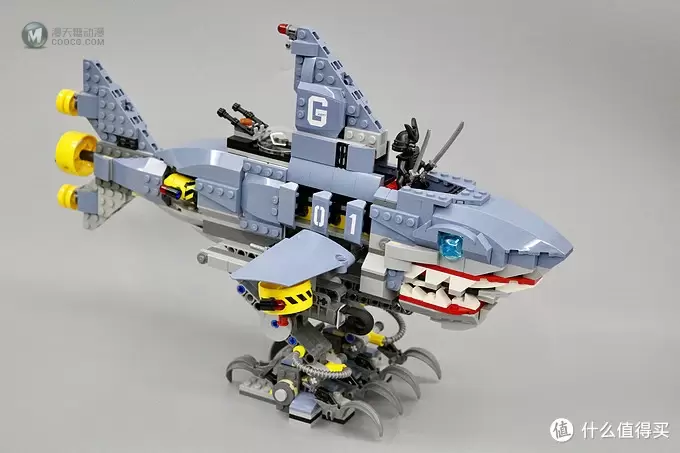 海陆大杀器：加满都竞选拉票机械鲨（LEGO70656）