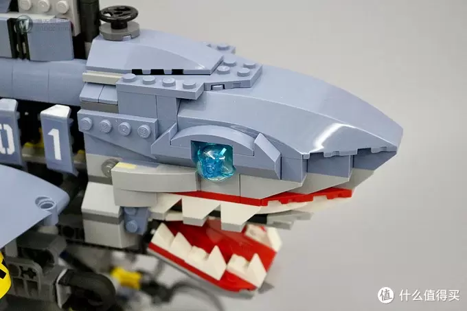 海陆大杀器：加满都竞选拉票机械鲨（LEGO70656）