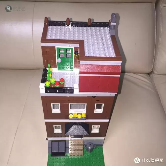 王叔叔带你玩乐高 篇一：理性追绝，LEGO 乐高 街景系列之 10218 宠物店 开箱