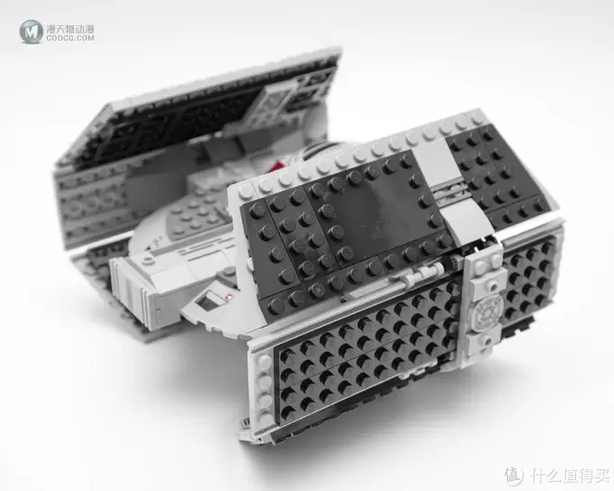 慷慨赴死的抵抗并不徒劳—LEGO 乐高 星球大战系列 75150 维达的高级钛战机对A翼星际战机