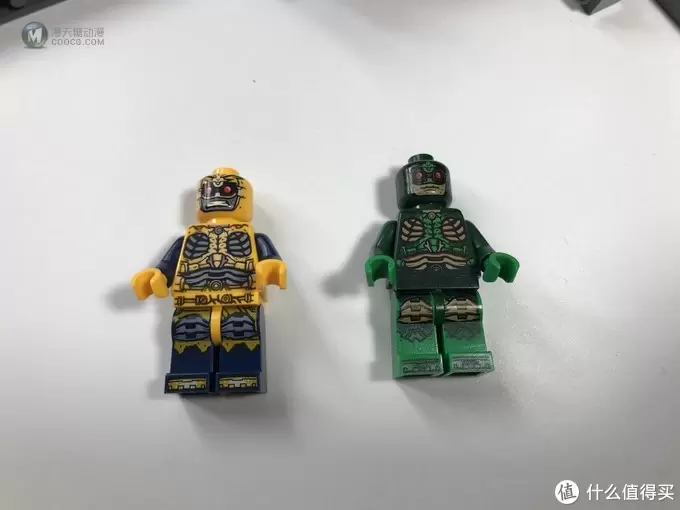 #本站首晒#LEGO 乐高 拼拼乐 — 76087 正义联盟之飞狐：蝙蝠侠空降攻击