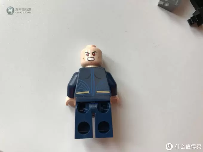 #本站首晒#LEGO 乐高 拼拼乐 — 76087 正义联盟之飞狐：蝙蝠侠空降攻击