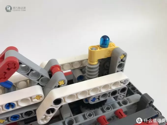 乐高还能这么拼： 复刻 LEGO 乐高 科技 42068 B模式 消防救援车