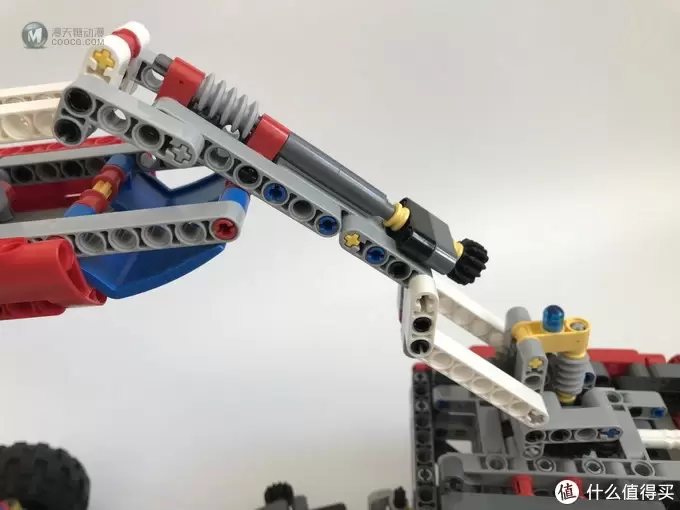 乐高还能这么拼： 复刻 LEGO 乐高 科技 42068 B模式 消防救援车