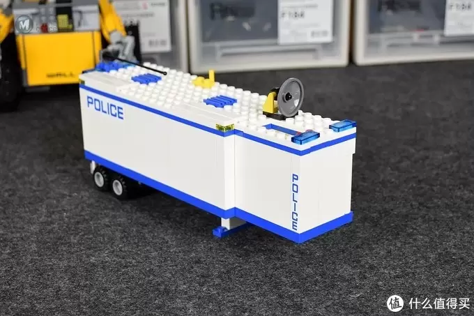 我的LEGO城市 篇一：60044 流动警署 开箱测试