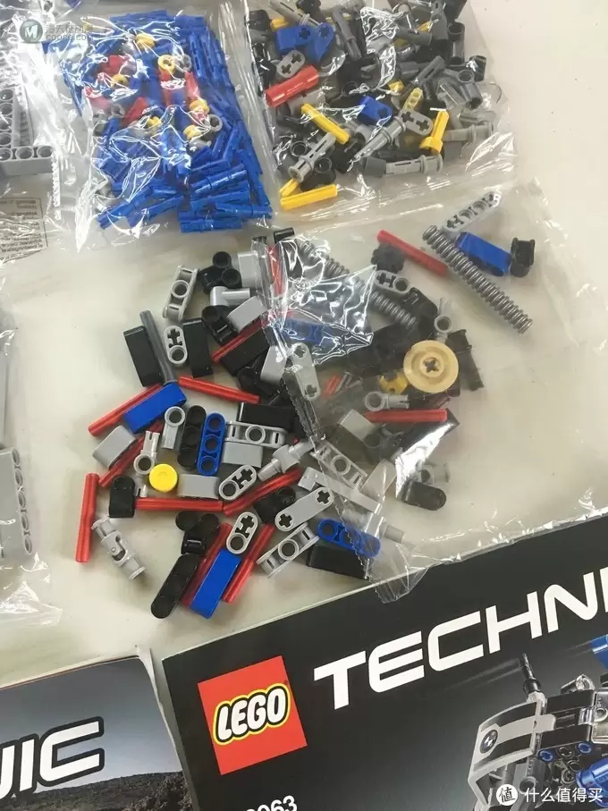 单反毁一生，LEGO穷三代 篇九十一：LEGO 乐高 Techinc 科技系列 42063 宝马 R 1200 GS Adventure摩托车