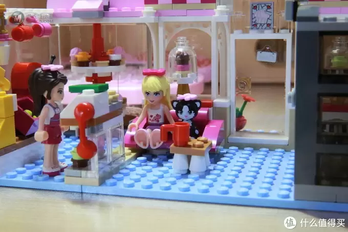 女孩们的最爱 — LEGO 乐高 Friends系列 41119 心湖城纸杯蛋糕咖啡厅 晒单