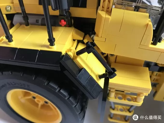 遥控乐高拼拼乐-我不是42030——LEGO 乐高 MOC-3799 VOLVO L250G 轮式装载机