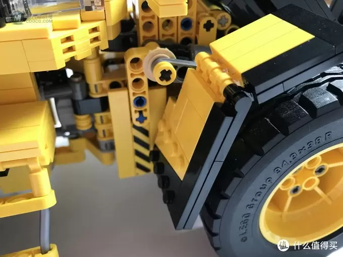 遥控乐高拼拼乐-我不是42030——LEGO 乐高 MOC-3799 VOLVO L250G 轮式装载机