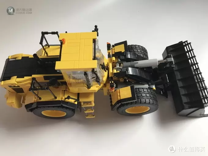 遥控乐高拼拼乐-我不是42030——LEGO 乐高 MOC-3799 VOLVO L250G 轮式装载机