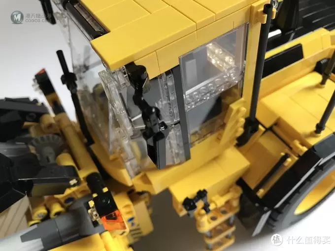 遥控乐高拼拼乐-我不是42030——LEGO 乐高 MOC-3799 VOLVO L250G 轮式装载机