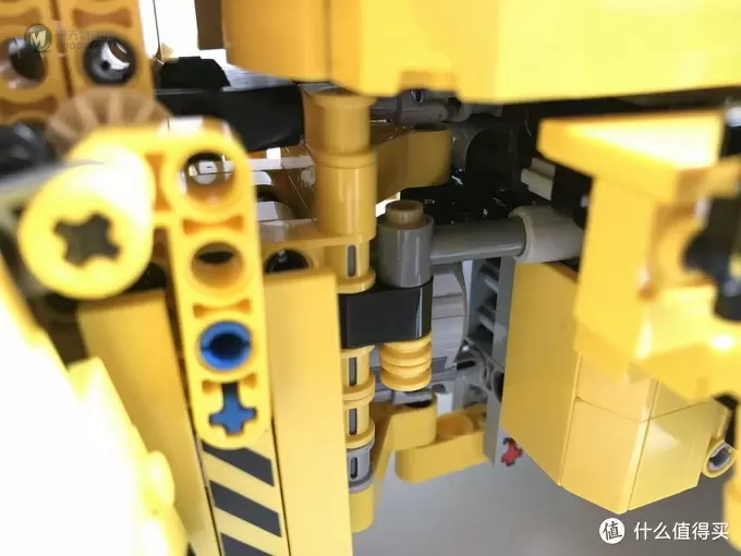 遥控乐高拼拼乐-我不是42030——LEGO 乐高 MOC-3799 VOLVO L250G 轮式装载机