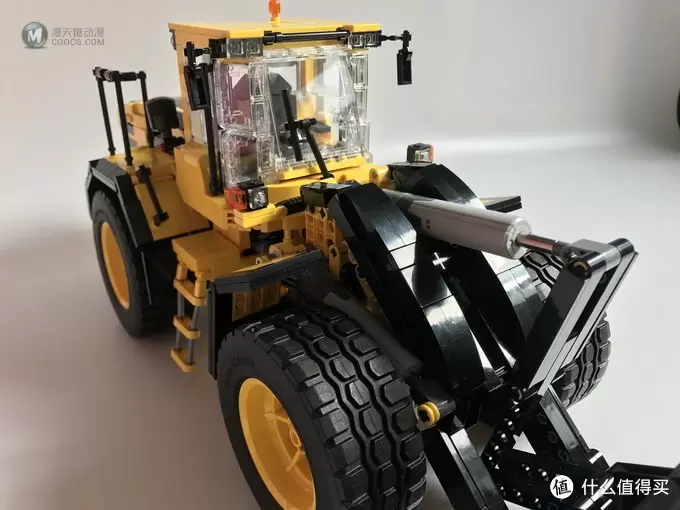 遥控乐高拼拼乐-我不是42030——LEGO 乐高 MOC-3799 VOLVO L250G 轮式装载机