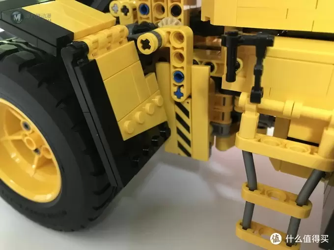 遥控乐高拼拼乐-我不是42030——LEGO 乐高 MOC-3799 VOLVO L250G 轮式装载机