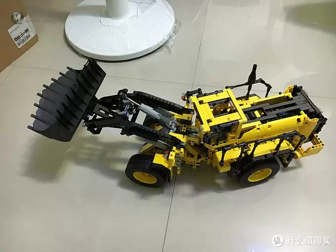 佳佳贤的乐高坑 篇五：全遥控科技旗舰 — LEGO 乐高 42030 Volvo L350F 轮式推土机