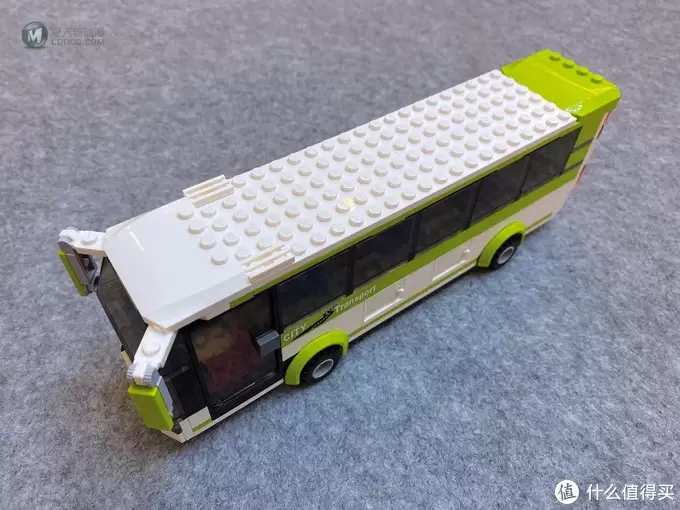 乐高小小追绝日记 篇二十二：LEGO 8404 公共运输站