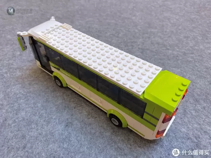 乐高小小追绝日记 篇二十二：LEGO 8404 公共运输站