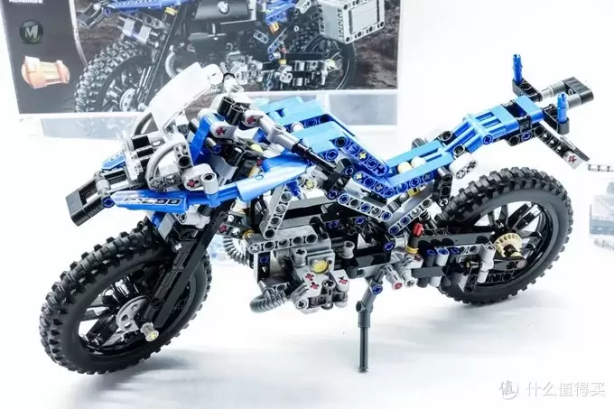 乐高科技组 宝马R1200 GS Adventure摩托车 详细测评