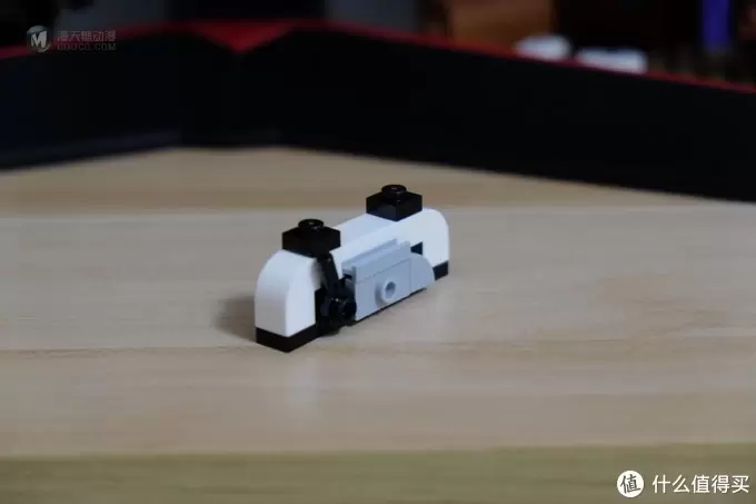 乐高手记 篇三十二：乐高也玩刷色换皮这一套？——LEGO 乐高 超级赛车系列 75895 保时捷911 Turbo3.0