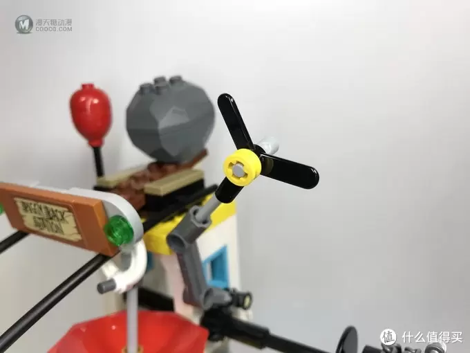 LEGO拼拼乐 篇二百九十三：乐高 Angry Birds 愤怒的小鸟系列 75824 捣毁猪猪城堡