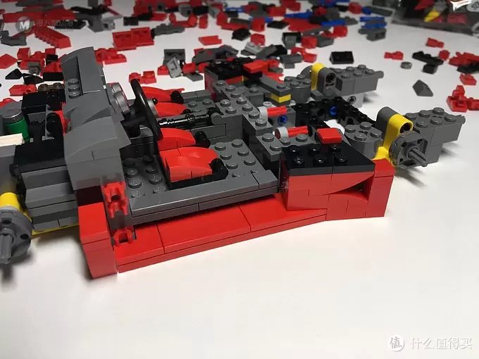 我的LEGO 篇九：还是为了那骚红色的情怀 -- LEGO 10248 F40 迟到的开箱