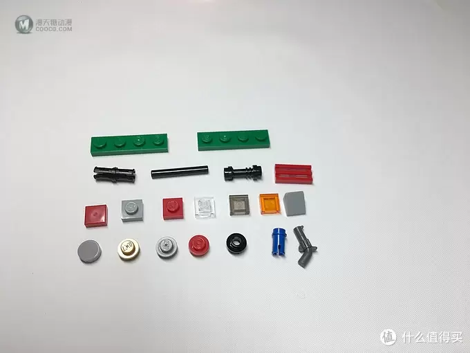 我的LEGO 篇九：还是为了那骚红色的情怀 -- LEGO 10248 F40 迟到的开箱