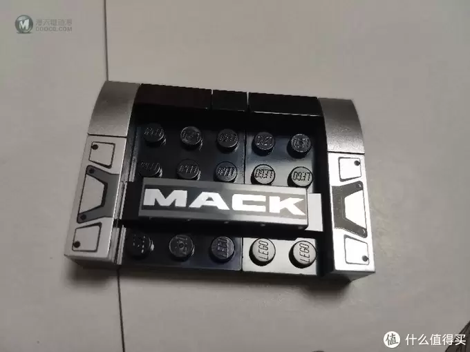 我的LEGO之旅 篇十二：乐高 42078 Mack Anthem 马克卡车