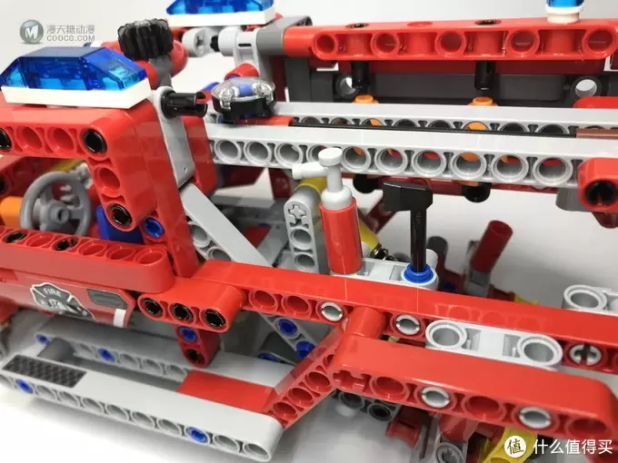 LEGO拼拼乐 篇五十二：LEGO 乐高 Technic 机械组 42075 紧急救援车