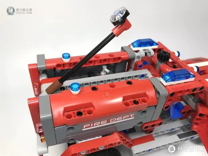 LEGO拼拼乐 篇五十二：LEGO 乐高 Technic 机械组 42075 紧急救援车