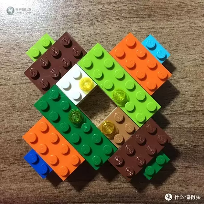 拔草绝版乐高：复刻LEGO 10249的大圣诞树