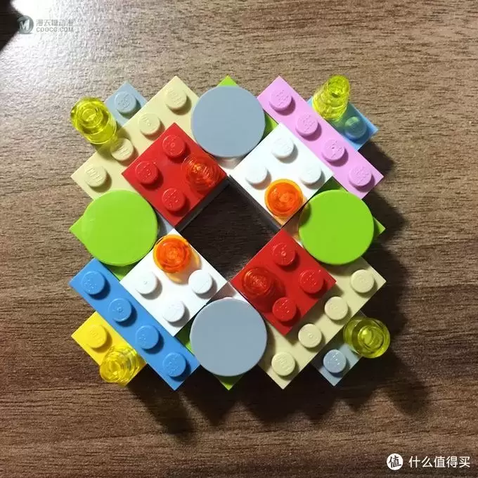 拔草绝版乐高：复刻LEGO 10249的大圣诞树